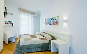 Jolie Bed And Breakfast